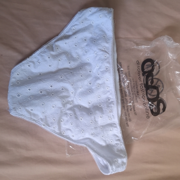 Bikini bottom - Picture 5 of 5